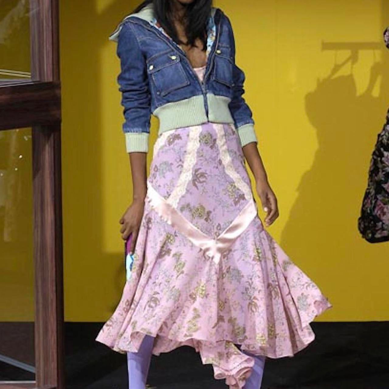D&G FW2004 runway dress