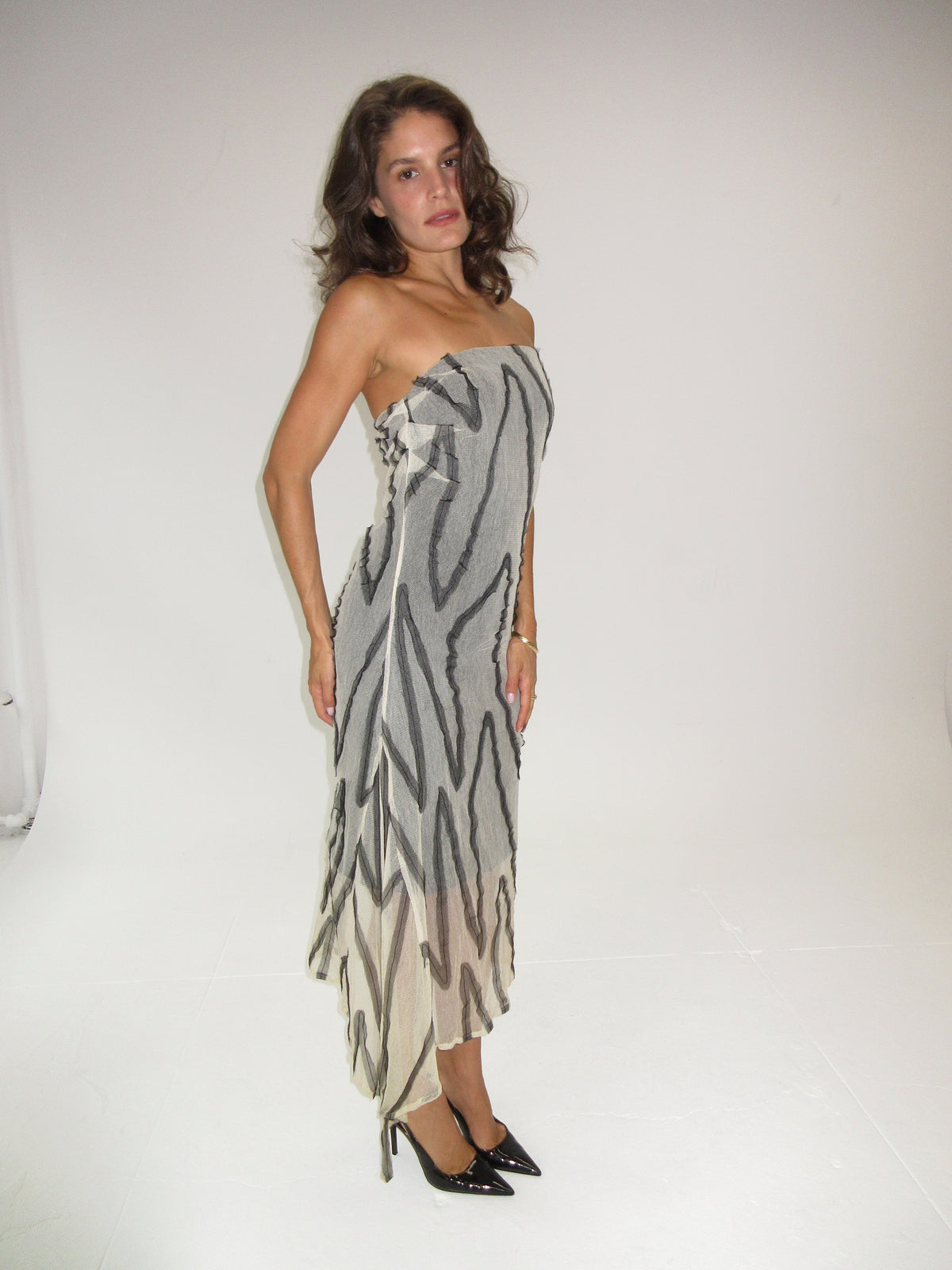 SS 2000 Amaya Arzuaga Strapless Dress