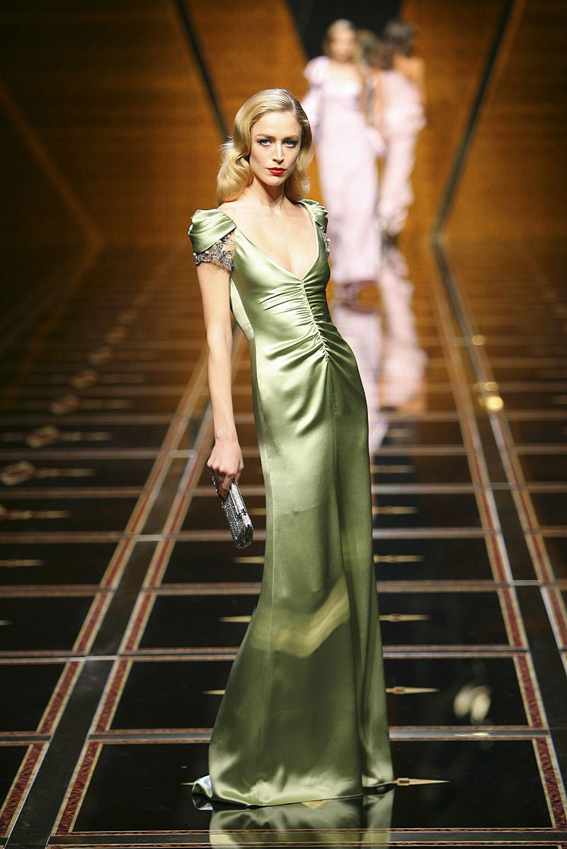 FW2007 Valentino runway dress