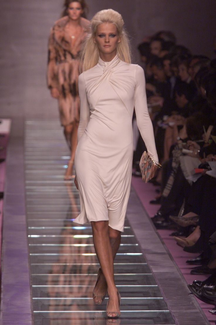 FW2000 Gianni Versace runway dress