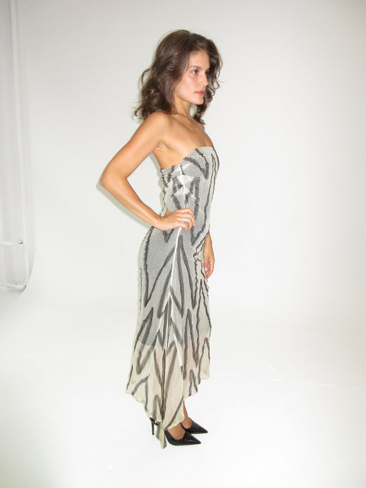 SS 2000 Amaya Arzuaga Strapless Dress