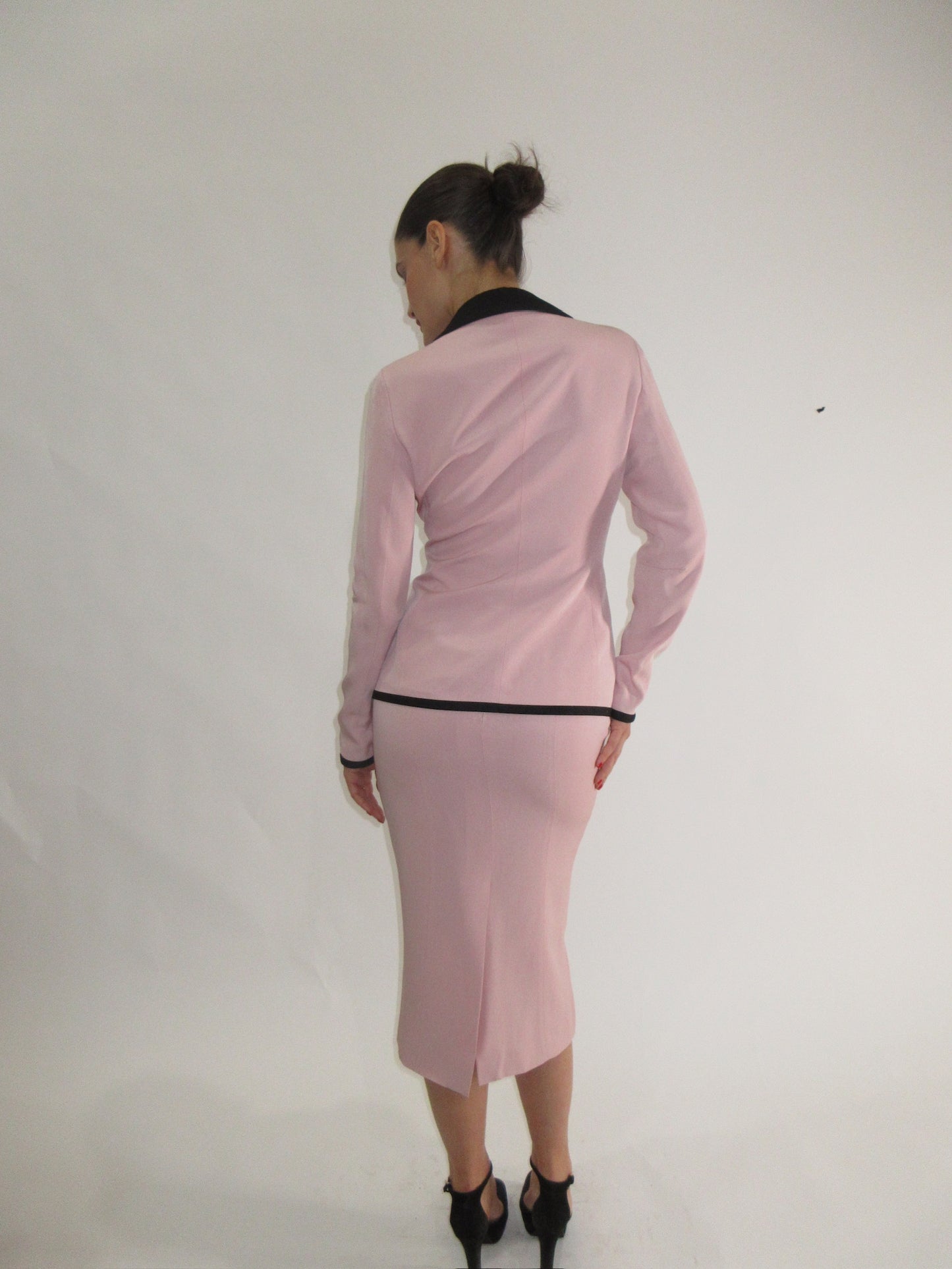 SS1995 Dolce & Gabbana runway skirt suit