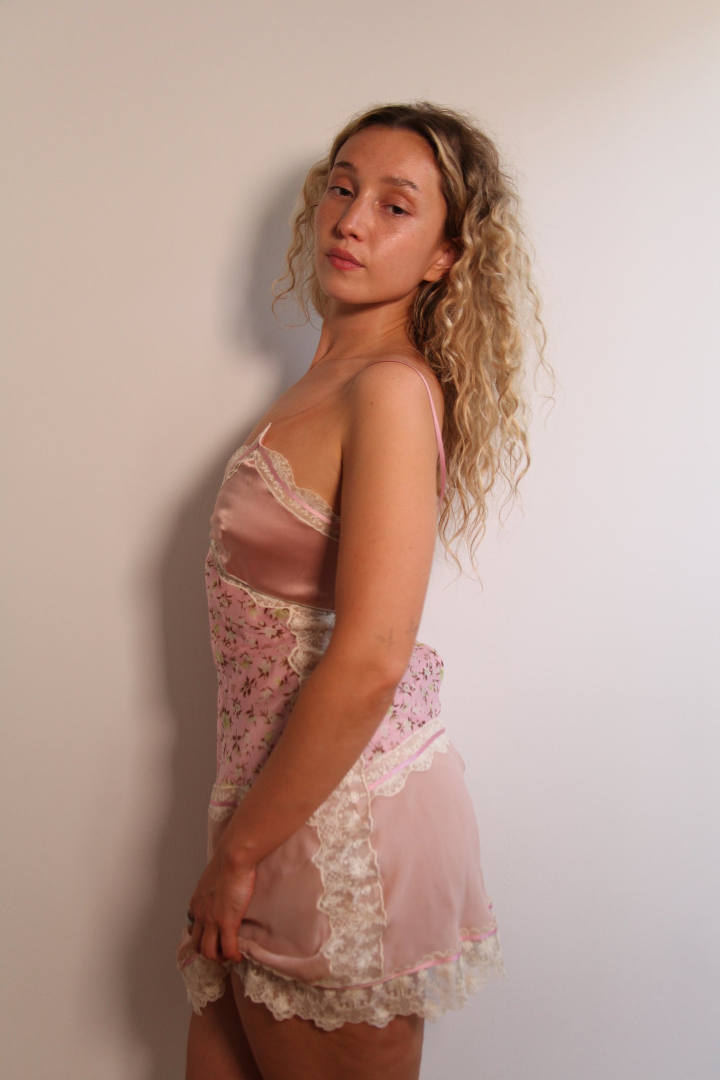 D&G SS2004 Silk Pink Dress with Lace