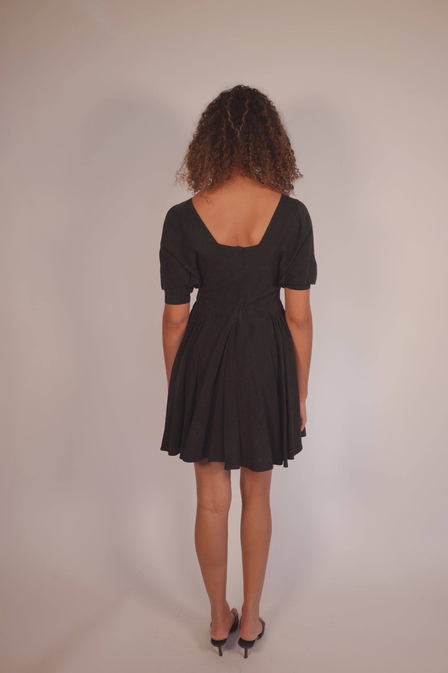 SS1988 Alaia cinched dress